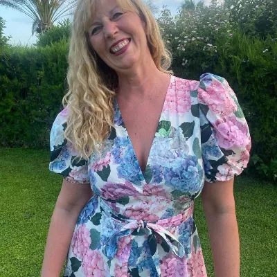 Hydrangea Story Hydrangea_Story_-_Pink_-_jenlegg_teescreatives_3