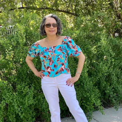 Artisan Display artisan_display_-_mad_sewing_scientist_1_