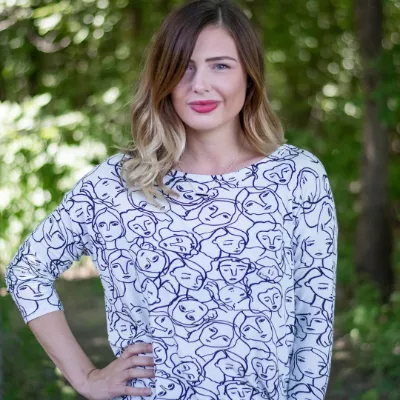 Crowded Faces crowded_faces_-_crepe_jersey_-_pinsandpinot