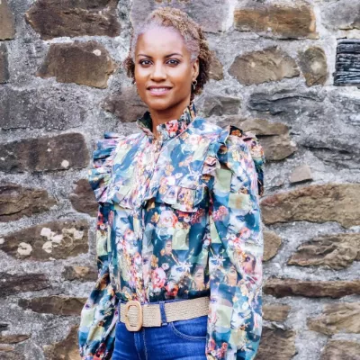 Vintage Flower Queens vintage_flower_queens_-_thetwilightstitcher