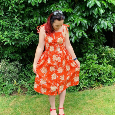 pimpernal_scarlet_-_cotton_-_mccalls_7950_-_sewcial_worker_1_